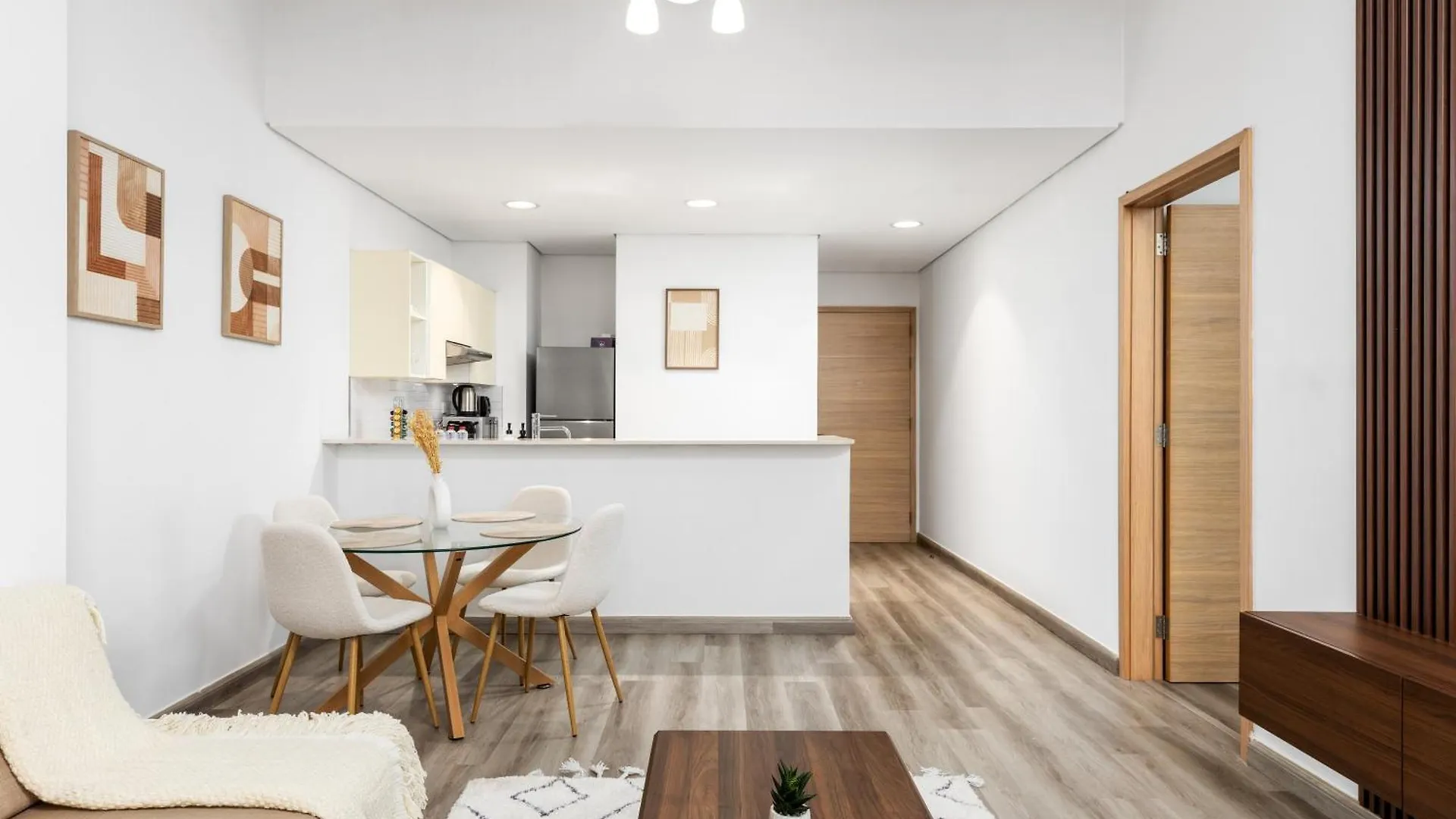 Waves - Elegant 1Br Near Metro & Dubai Creek Harbour Appartement