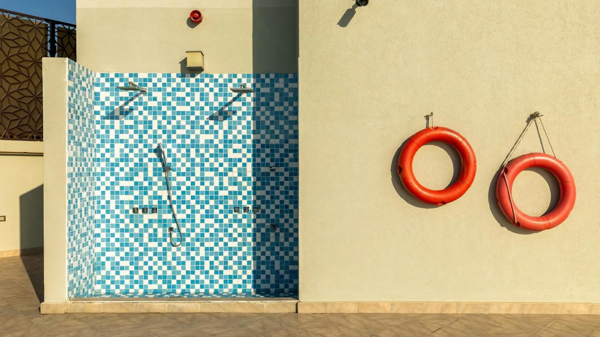 Waves - Elegant 1Br Near Metro & Dubai Creek Harbour Appartement